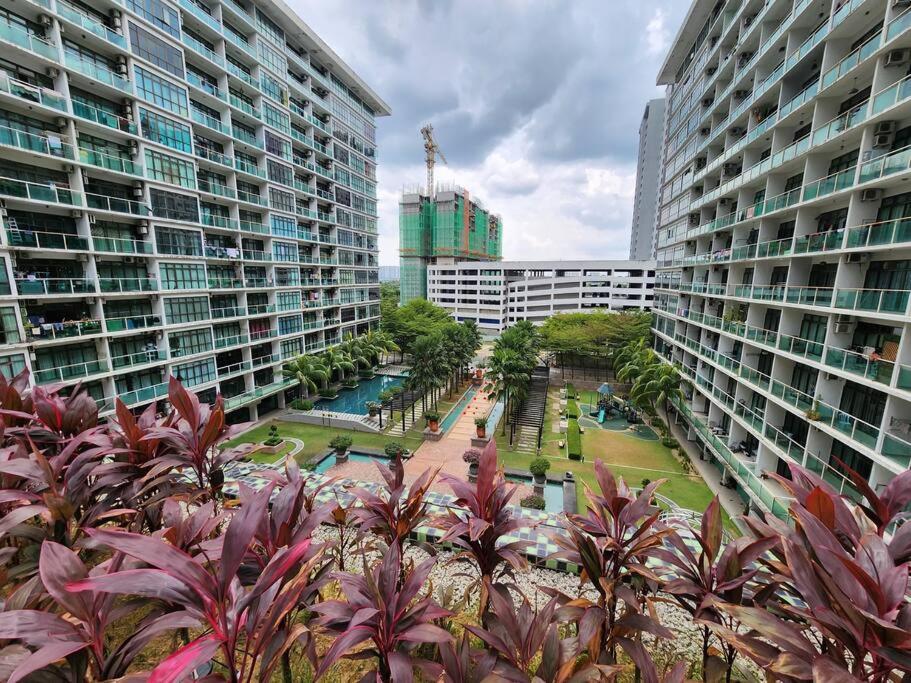 2-4 Pax Spacious Living @ Mount Austin, Jb #02 ยะโฮร์บาห์รู ภายนอก รูปภาพ